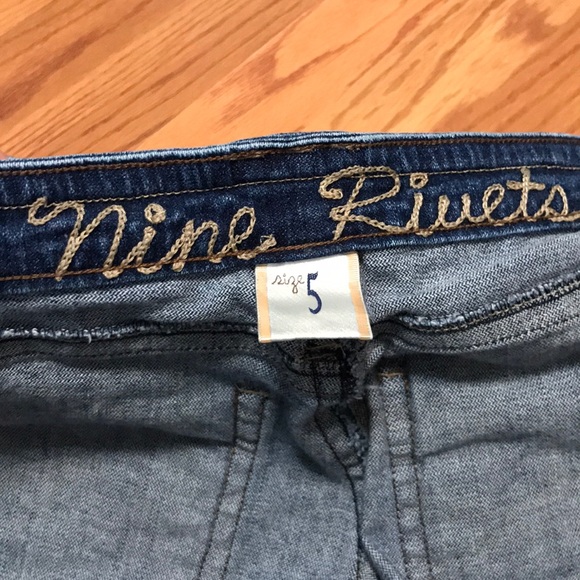 Nine Rivets Jeans - Picture 4 of 8